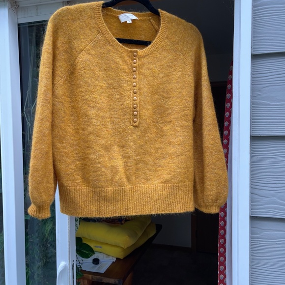 Sezane Sweater - Picture 8 of 8